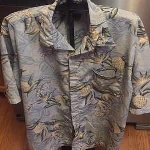 Premier International 🍍 Pineapple Theme Shirt XL